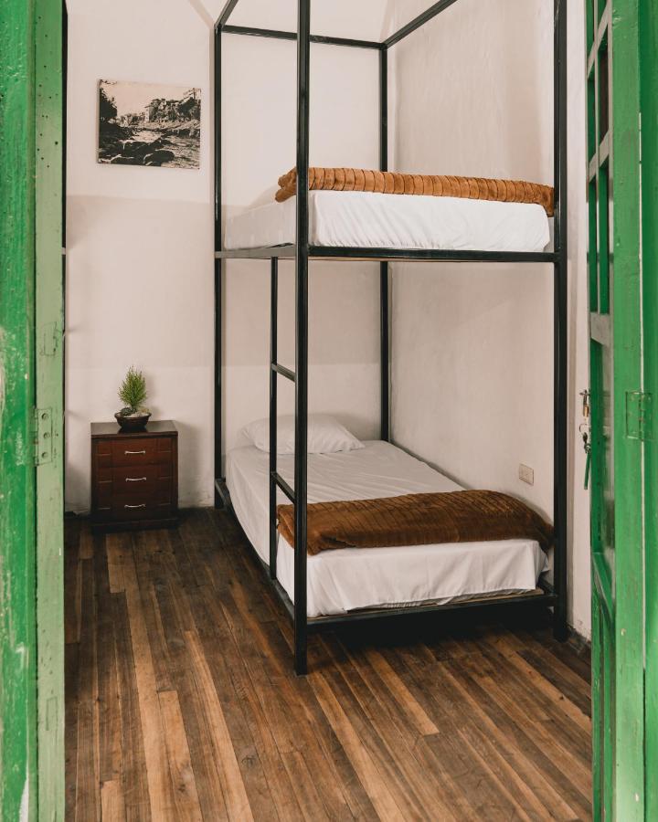 Wild Monkey Hostel Cuenca Exterior photo