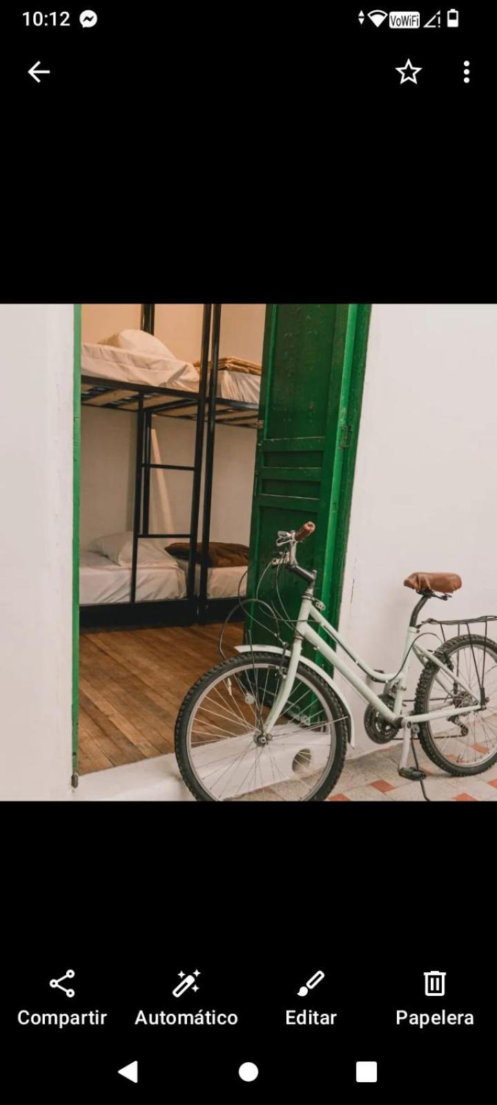 Wild Monkey Hostel Cuenca Exterior photo